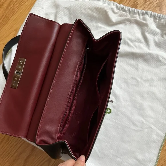 Longchamp purse - Picture 10 of 13